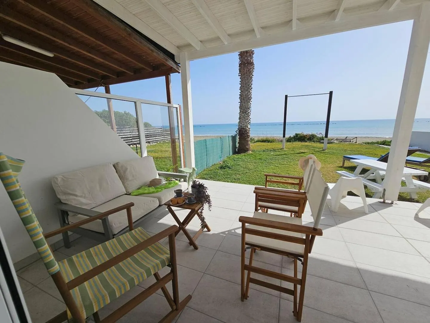 Ammos Beachfront Villa Paradise Larnaca