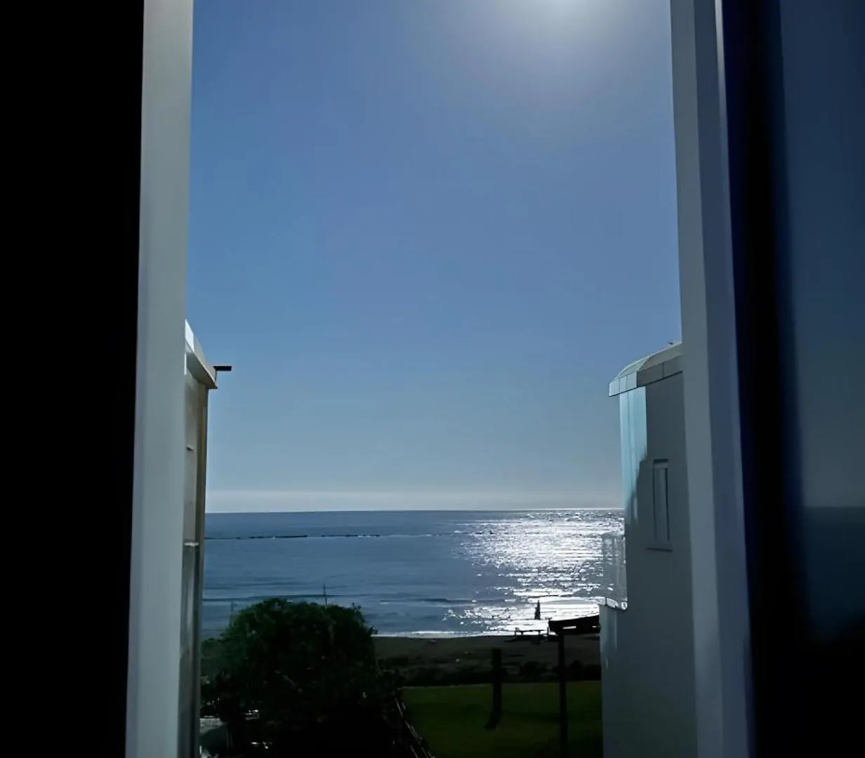 Ammos Beachfront Villa Paradise Larnaca
